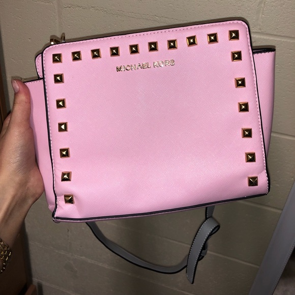 Michael Kors Crossbody - Picture 3 of 3